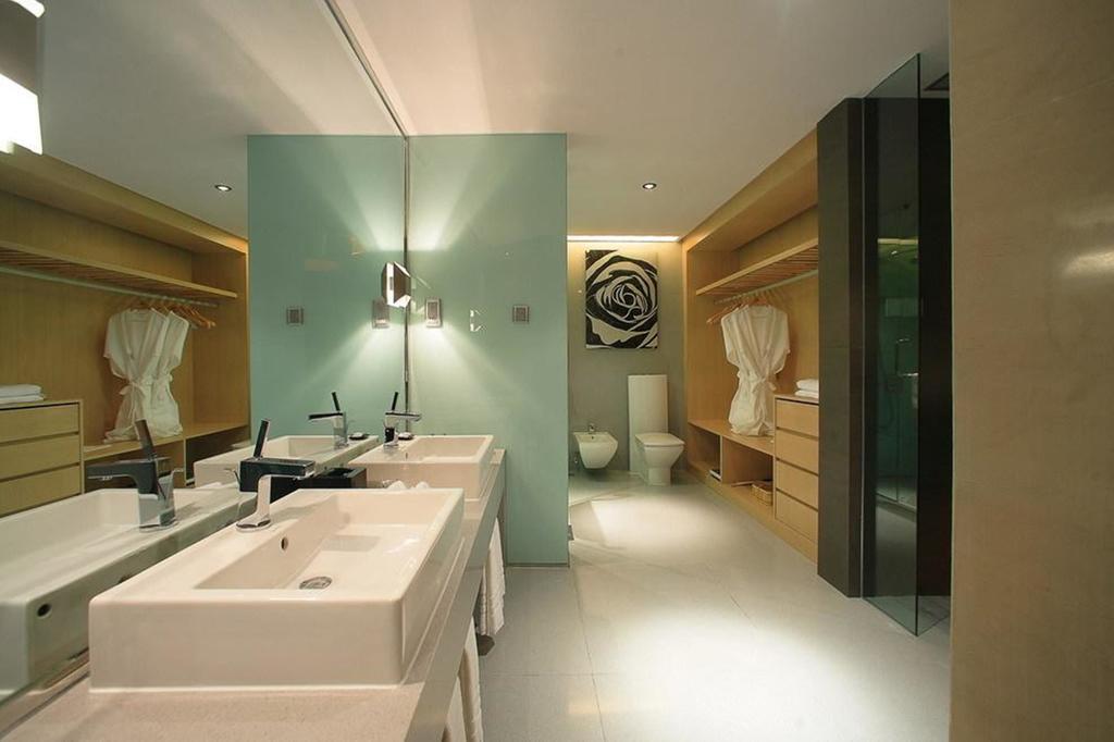 Logosun Hotel Wuhan Buitenkant foto