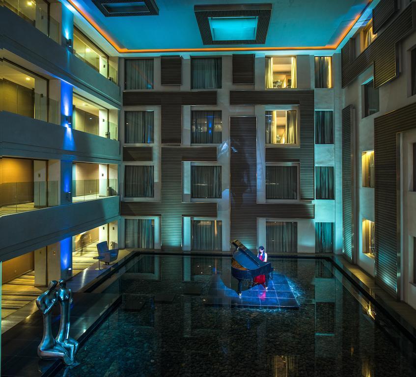 Logosun Hotel Wuhan Buitenkant foto