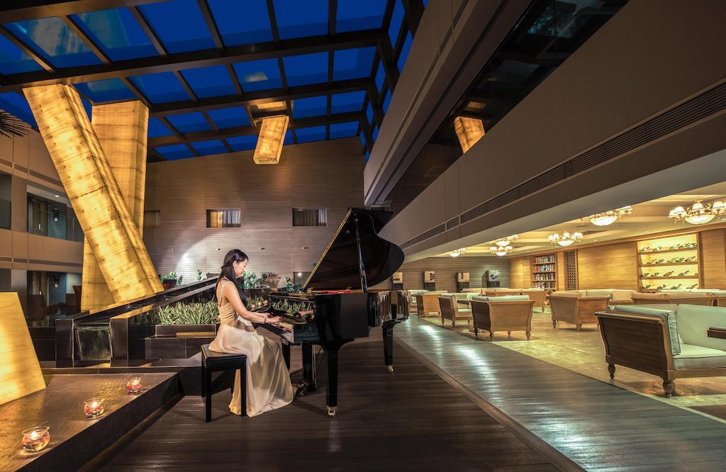 Logosun Hotel Wuhan Buitenkant foto