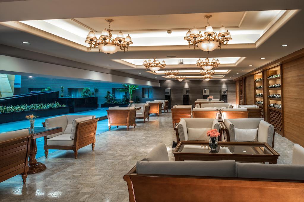 Logosun Hotel Wuhan Buitenkant foto